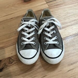 Boys Converse shoe